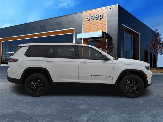 new 2024 Jeep Grand Cherokee L car, priced at $38,755