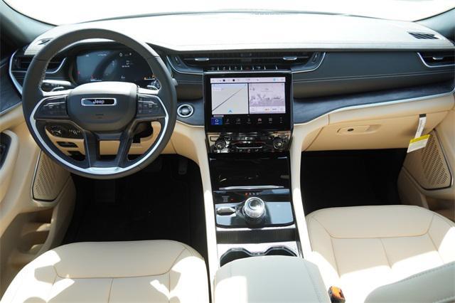 new 2025 Jeep Grand Cherokee L car, priced at $46,656