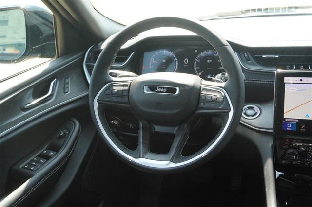 new 2025 Jeep Grand Cherokee car, priced at $46,374