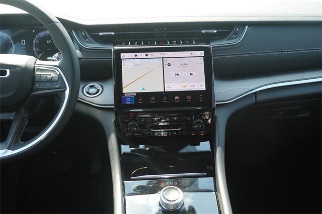 new 2025 Jeep Grand Cherokee car, priced at $46,374