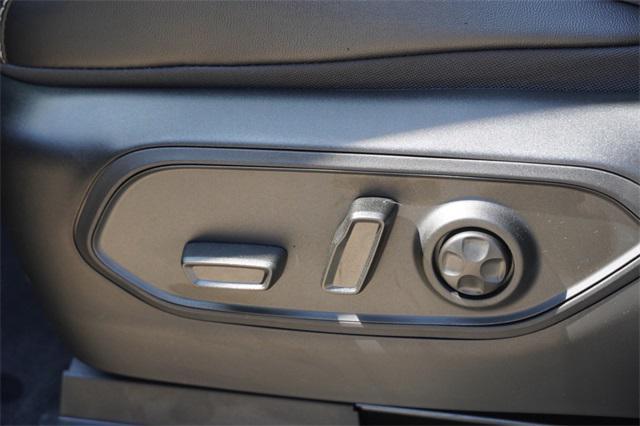 new 2025 Jeep Grand Cherokee car, priced at $46,374