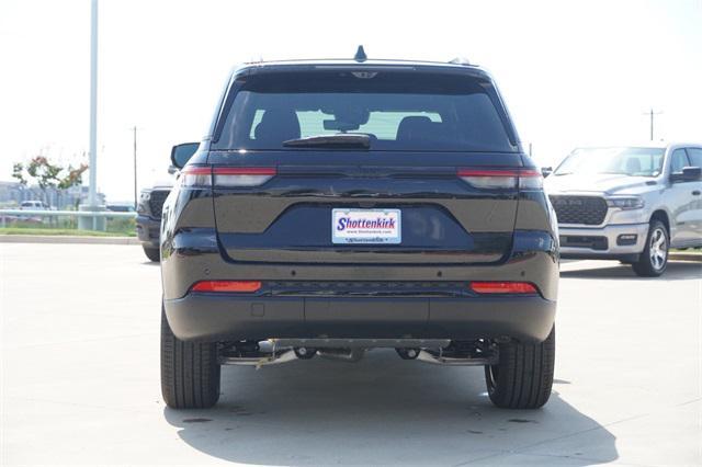 new 2025 Jeep Grand Cherokee car, priced at $46,374
