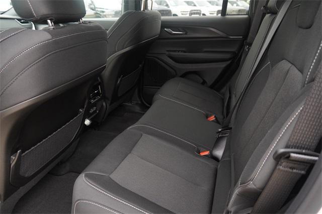 new 2025 Jeep Grand Cherokee car, priced at $39,292