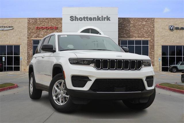 new 2025 Jeep Grand Cherokee car, priced at $39,292
