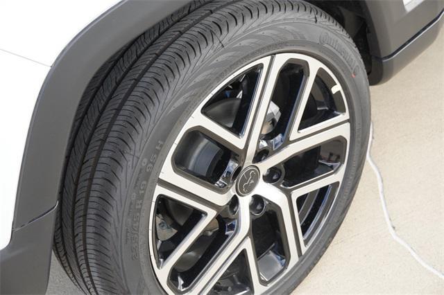 new 2025 Jeep Compass car, priced at $30,874