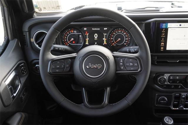 new 2025 Jeep Gladiator car, priced at $43,874