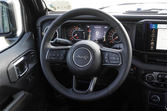 new 2025 Jeep Gladiator car, priced at $43,874