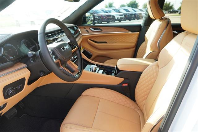 new 2025 Jeep Grand Cherokee L car, priced at $63,556