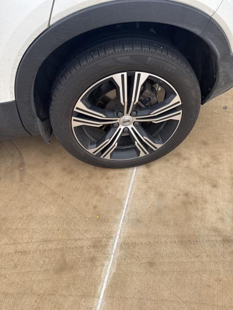 used 2021 Volvo XC40 car, priced at $26,588