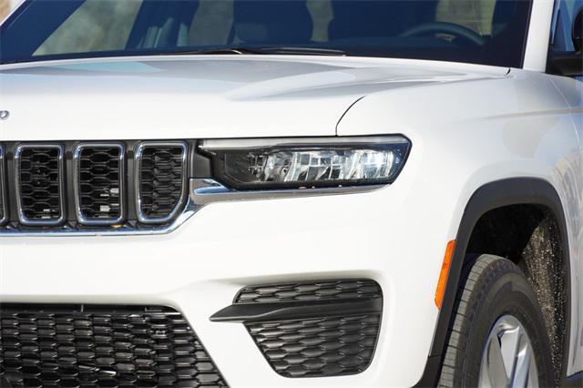 new 2025 Jeep Grand Cherokee car, priced at $36,455