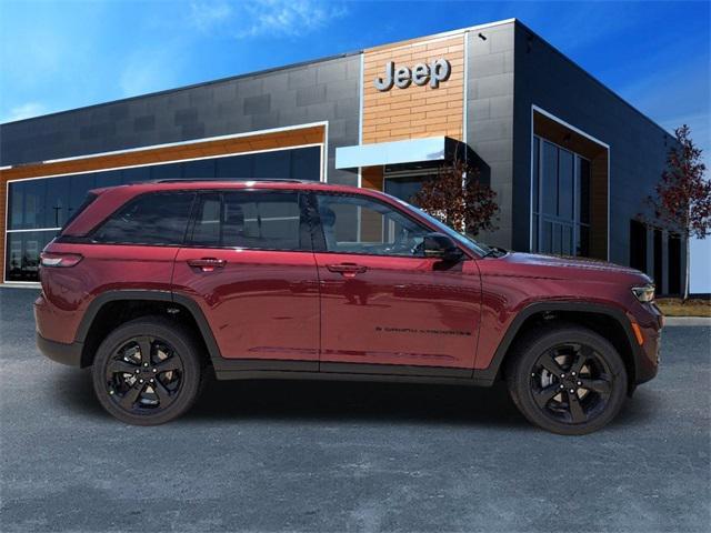 new 2024 Jeep Grand Cherokee car, priced at $38,377