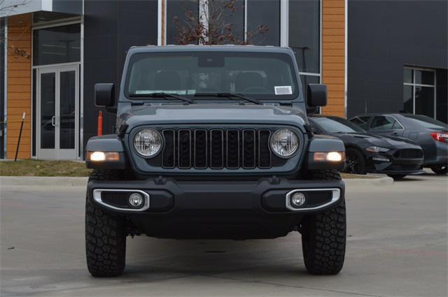 new 2025 Jeep Gladiator car, priced at $44,122