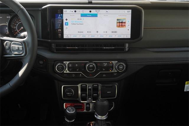 new 2025 Jeep Gladiator car, priced at $50,337
