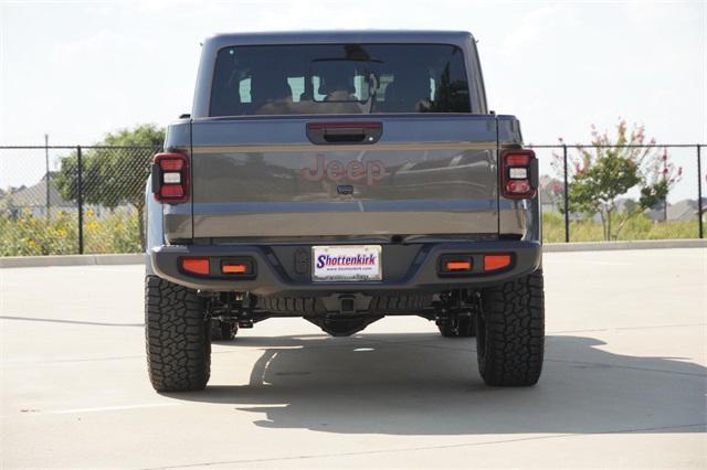 new 2025 Jeep Gladiator car, priced at $50,337