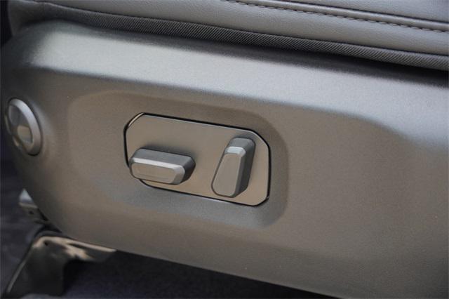 new 2025 Jeep Wrangler car, priced at $55,343
