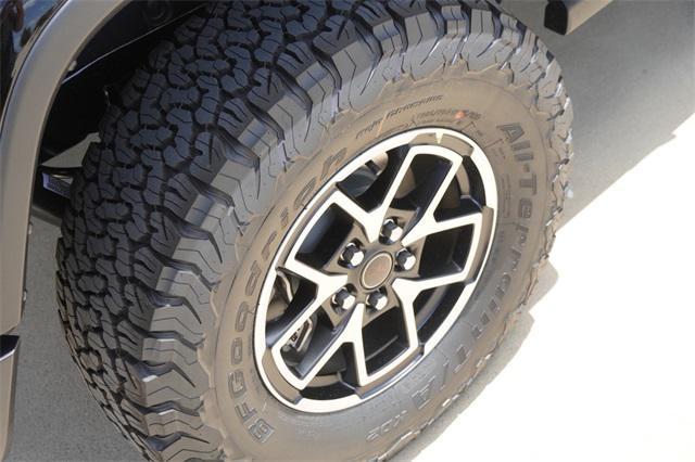 new 2025 Jeep Wrangler car, priced at $55,343