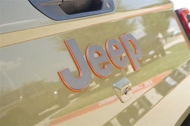 new 2025 Jeep Gladiator car, priced at $54,595