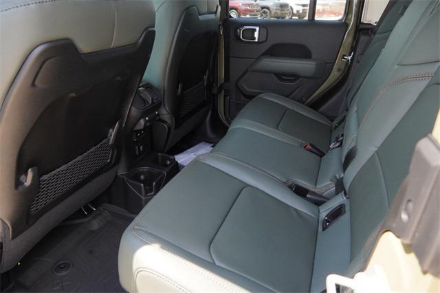 new 2025 Jeep Gladiator car, priced at $54,595