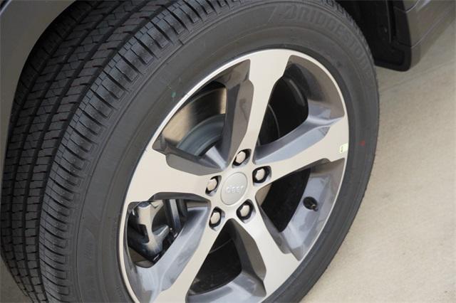 new 2025 Jeep Grand Cherokee L car, priced at $49,660