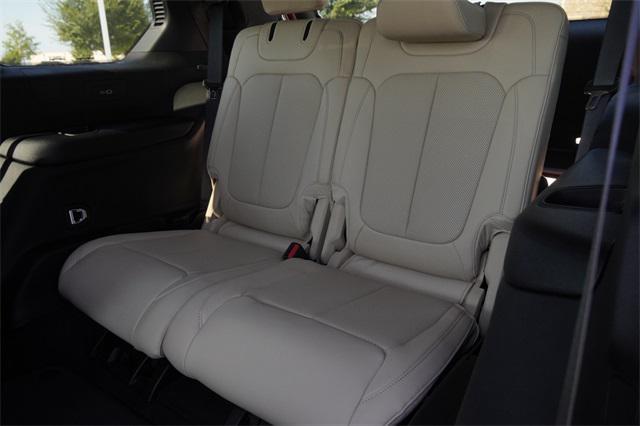 new 2025 Jeep Grand Cherokee L car, priced at $48,674