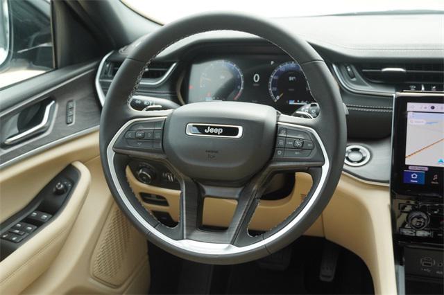 new 2025 Jeep Grand Cherokee car, priced at $48,457