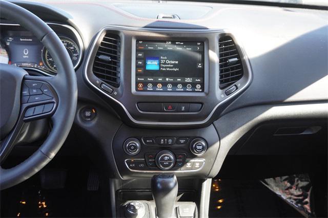 used 2022 Jeep Cherokee car, priced at $22,987