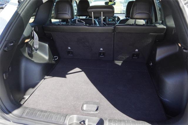 used 2022 Jeep Cherokee car, priced at $22,987