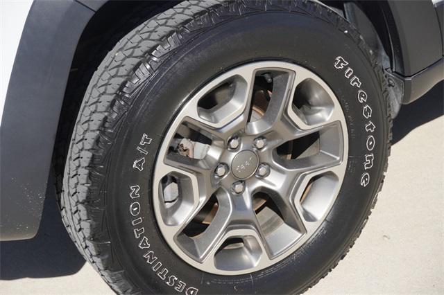 used 2022 Jeep Cherokee car, priced at $22,987