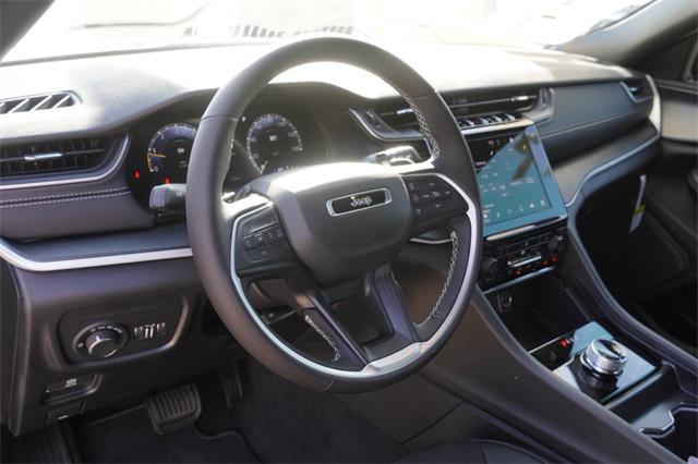new 2025 Jeep Grand Cherokee L car, priced at $43,370