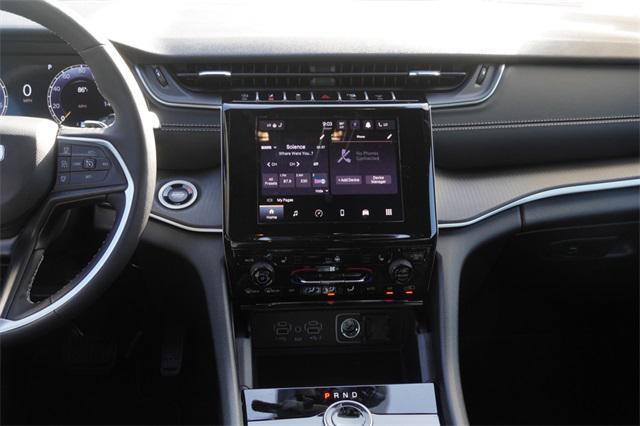 new 2025 Jeep Grand Cherokee L car, priced at $43,370