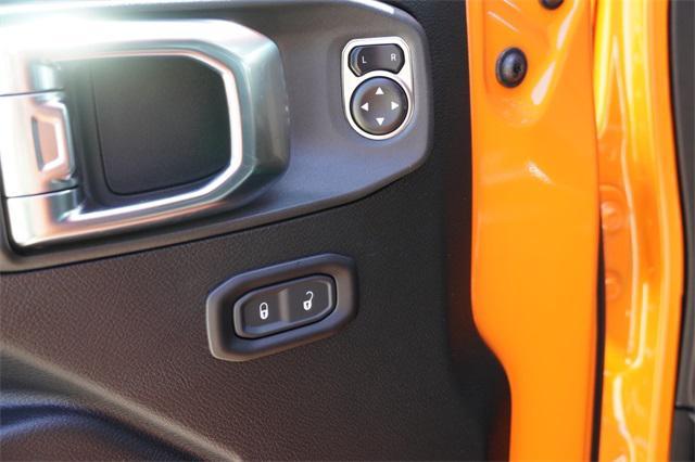 new 2025 Jeep Wrangler car, priced at $47,699