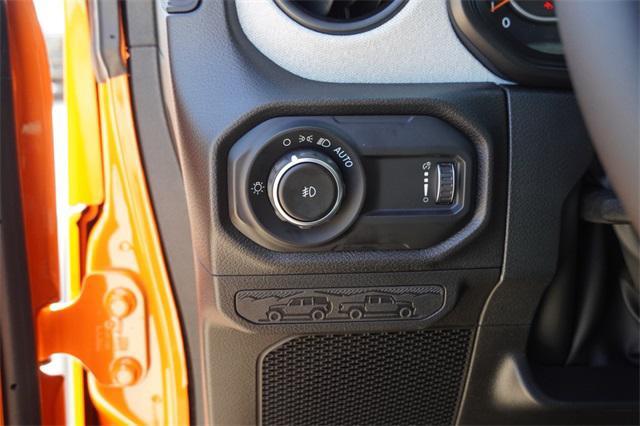 new 2025 Jeep Wrangler car, priced at $46,220