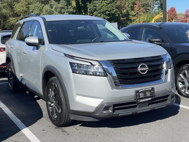 used 2022 Nissan Pathfinder car, priced at $30,000