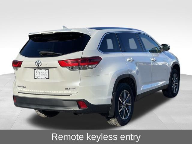 used 2019 Toyota Highlander car, priced at $19,251