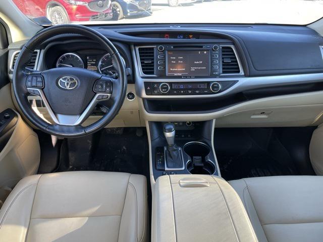 used 2019 Toyota Highlander car, priced at $22,500