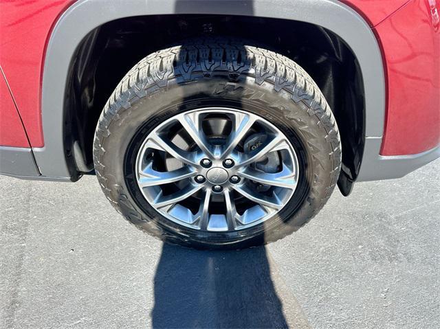 used 2019 Jeep Cherokee car, priced at $15,000