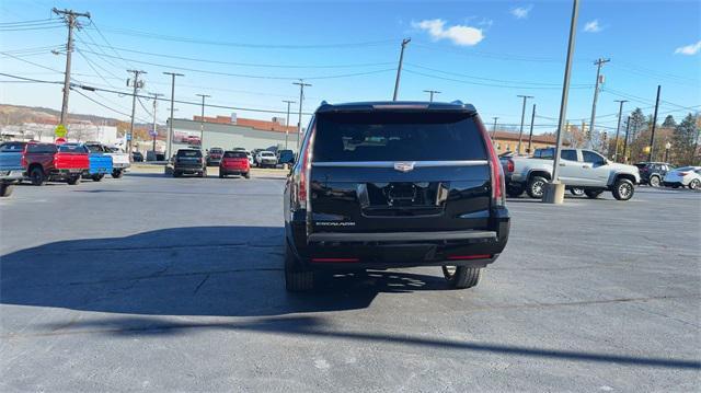 used 2018 Cadillac Escalade ESV car, priced at $33,500