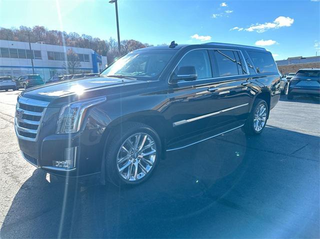 used 2018 Cadillac Escalade ESV car, priced at $33,500