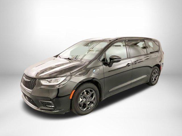 used 2022 Chrysler Pacifica Hybrid car, priced at $30,996