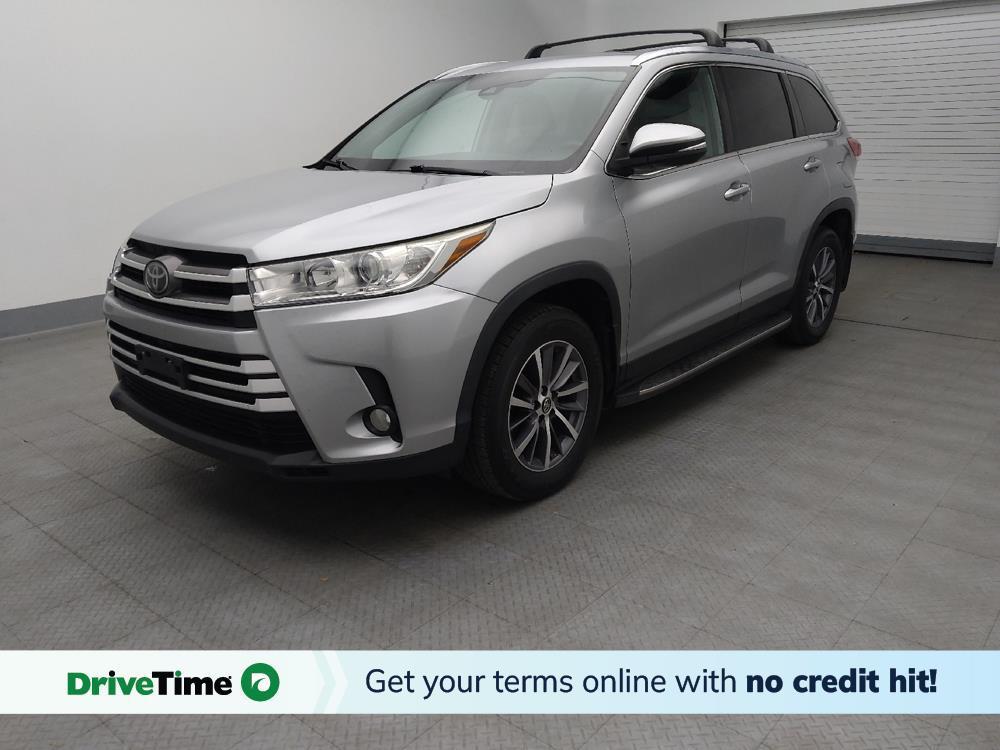 used 2019 Toyota Highlander car, priced at $24,595