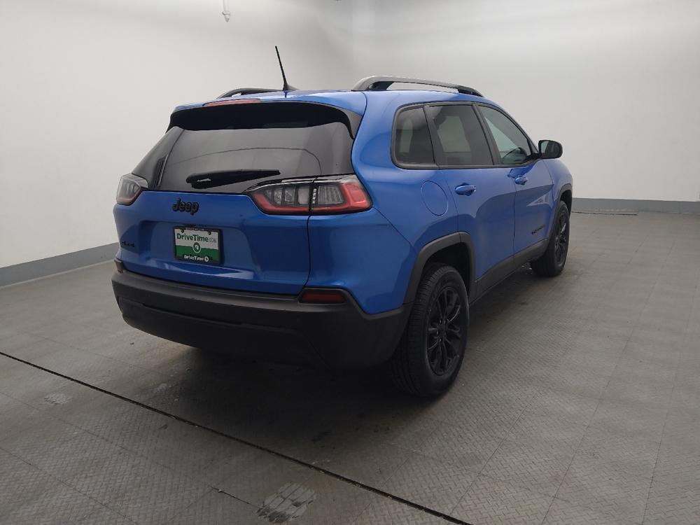 used 2023 Jeep Cherokee car, priced at $25,495