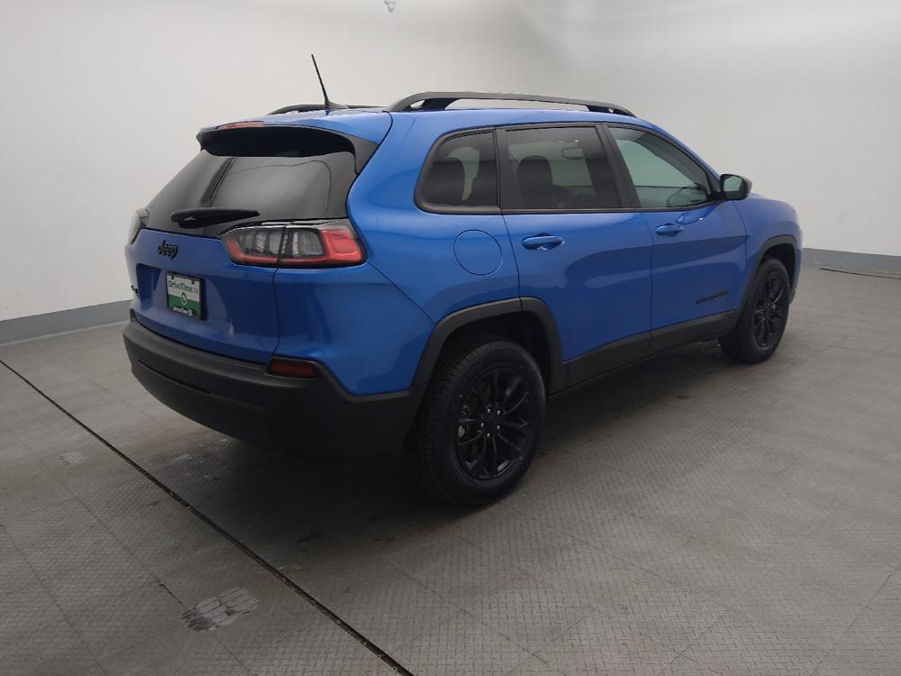 used 2023 Jeep Cherokee car, priced at $25,495