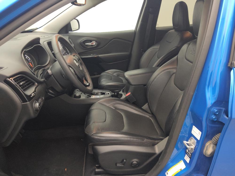 used 2023 Jeep Cherokee car, priced at $25,495