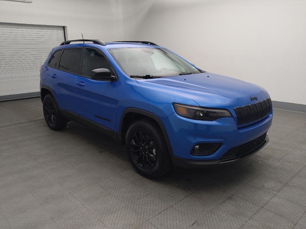 used 2023 Jeep Cherokee car, priced at $25,495