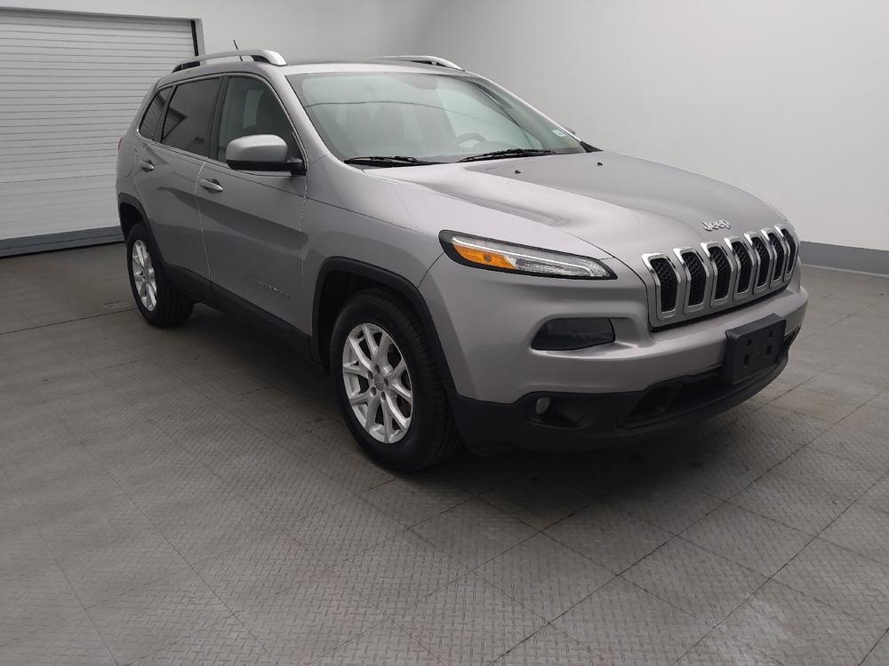 used 2018 Jeep Cherokee car, priced at $15,995