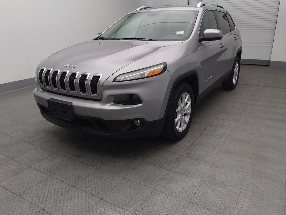 used 2018 Jeep Cherokee car, priced at $15,995