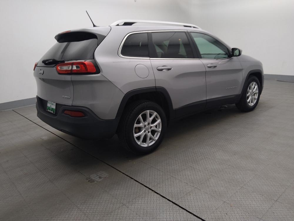 used 2018 Jeep Cherokee car, priced at $15,995