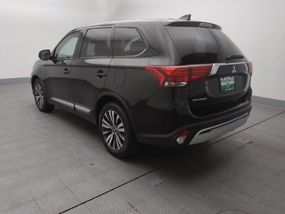 used 2020 Mitsubishi Outlander car, priced at $17,195
