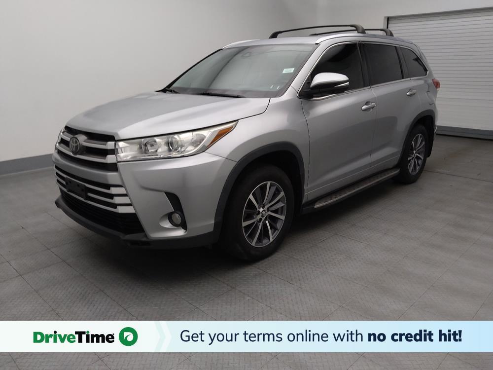used 2018 Toyota Highlander car, priced at $24,095