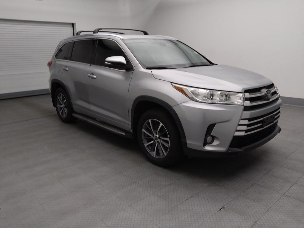 used 2018 Toyota Highlander car, priced at $24,095